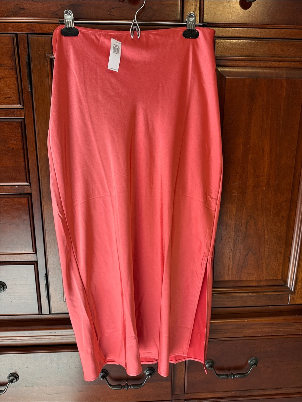 Old Navy Women's Coral Midi Skirt, L NWT